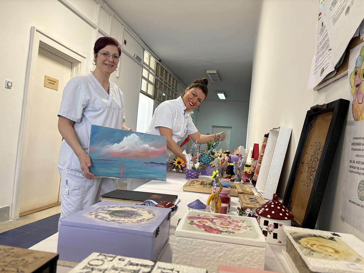 FOTO UIKS, radni terapeuti Specijalne zatvorske bolnice u Beogradu 1.jpg