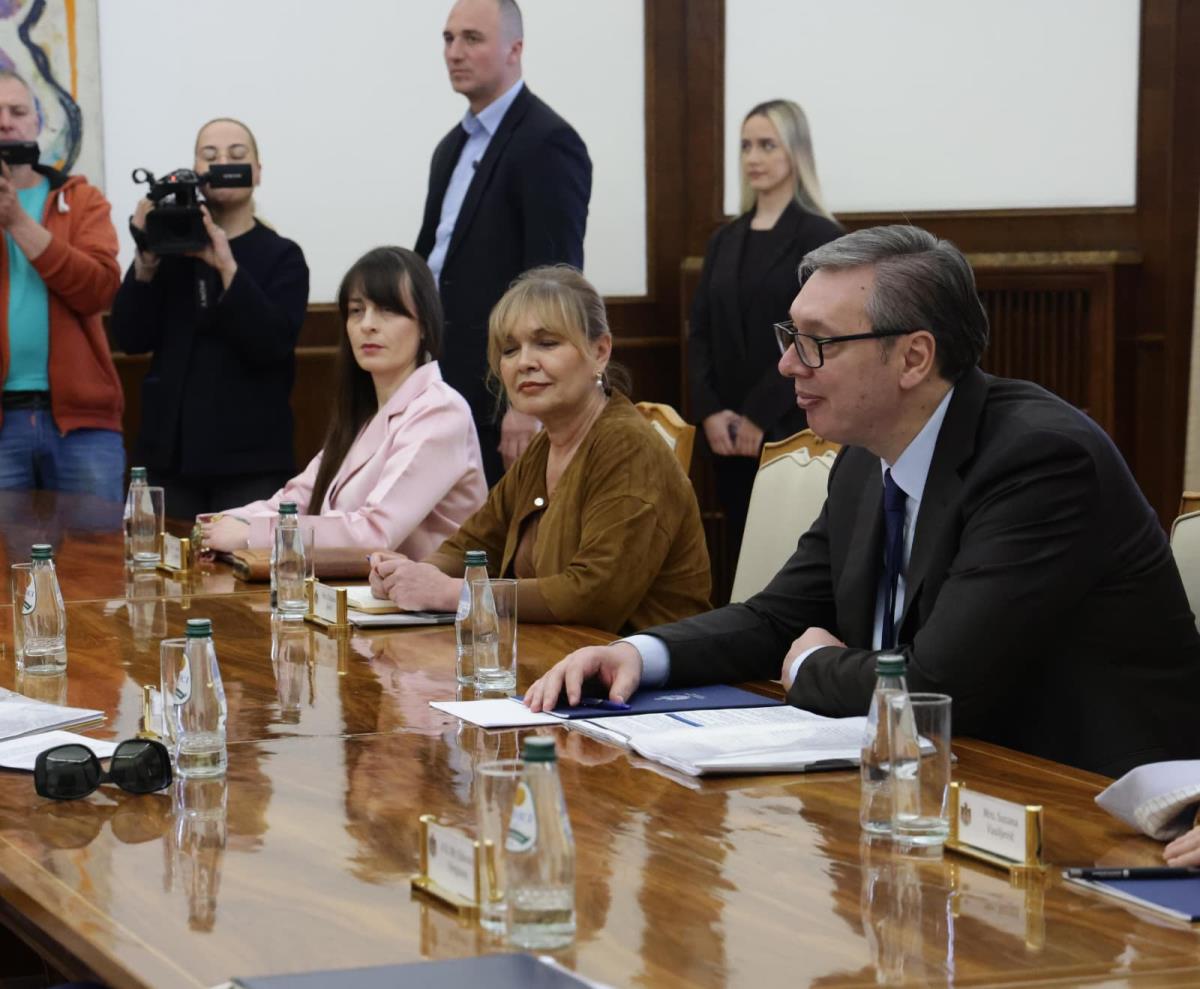 Sastanak Aleksandra Vučića sa Karen Pirs