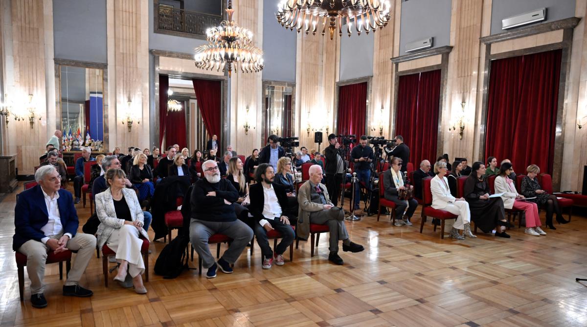 nagrada_momo_kapor ataimages3.JPG