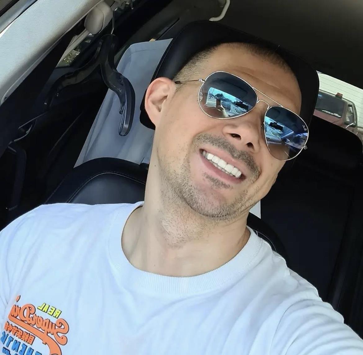 OVO JE PEVAČ KOJI JE BIO SA SANDROM REŠIĆ, TVRDI DA MU DUGUJE 45.000 €: Progovorio o svemu: Želim joj sve najgore