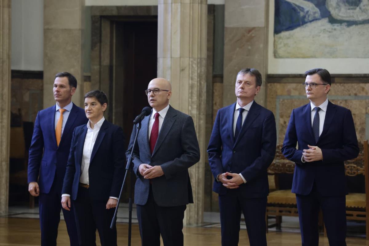 Konsultacije SNS-a i predsednika Vučića