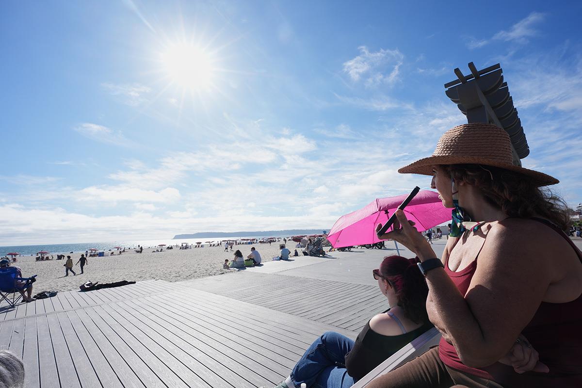 x03 AP Gregory Bull.jpg