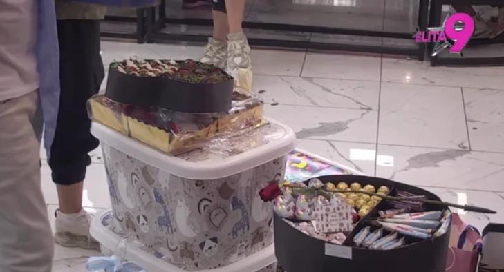 STANIJA NIJE JEDINA KOJOJ JE CAR POSLAO SPECIJALAN POKLON! Šok obrt u Eliti 9, ovoj starleti stiglo iznenađenje: "Volim te"