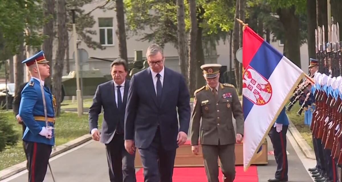 VučićGeneralštab vojske Srbije Banjica 2 (3).png