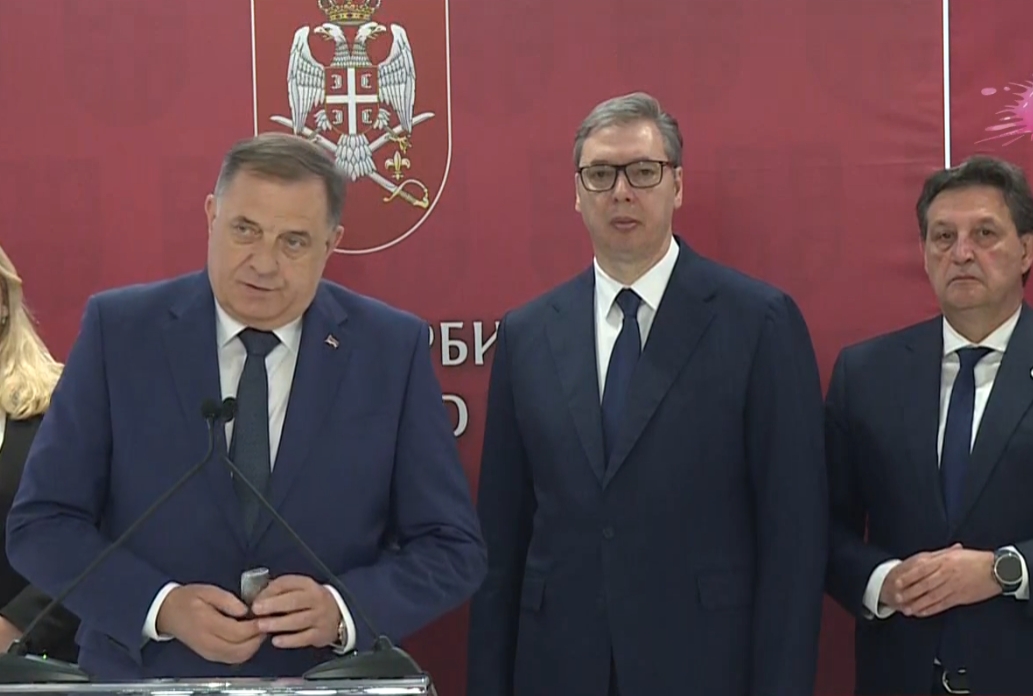 Aleksadar Vučić (3).png