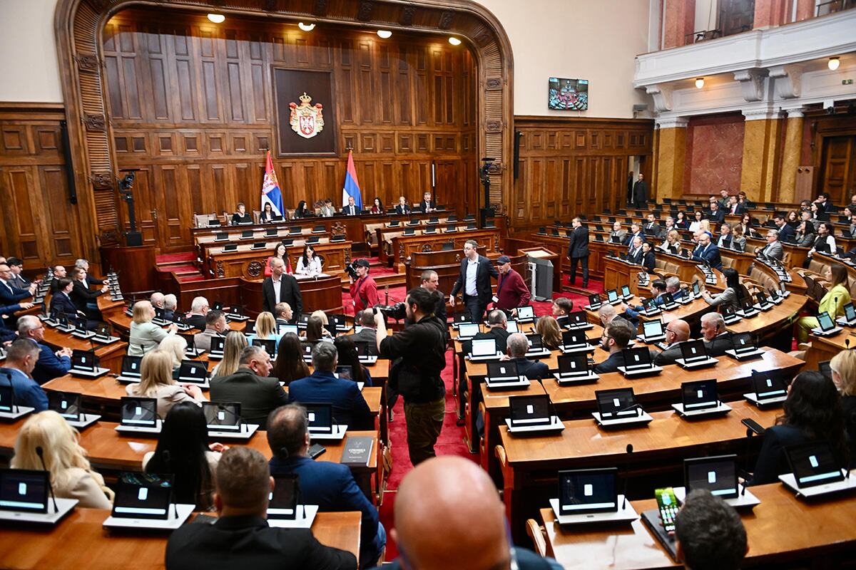 Miroslav Aleksić opozicija Skupština Srbije (12).jpeg