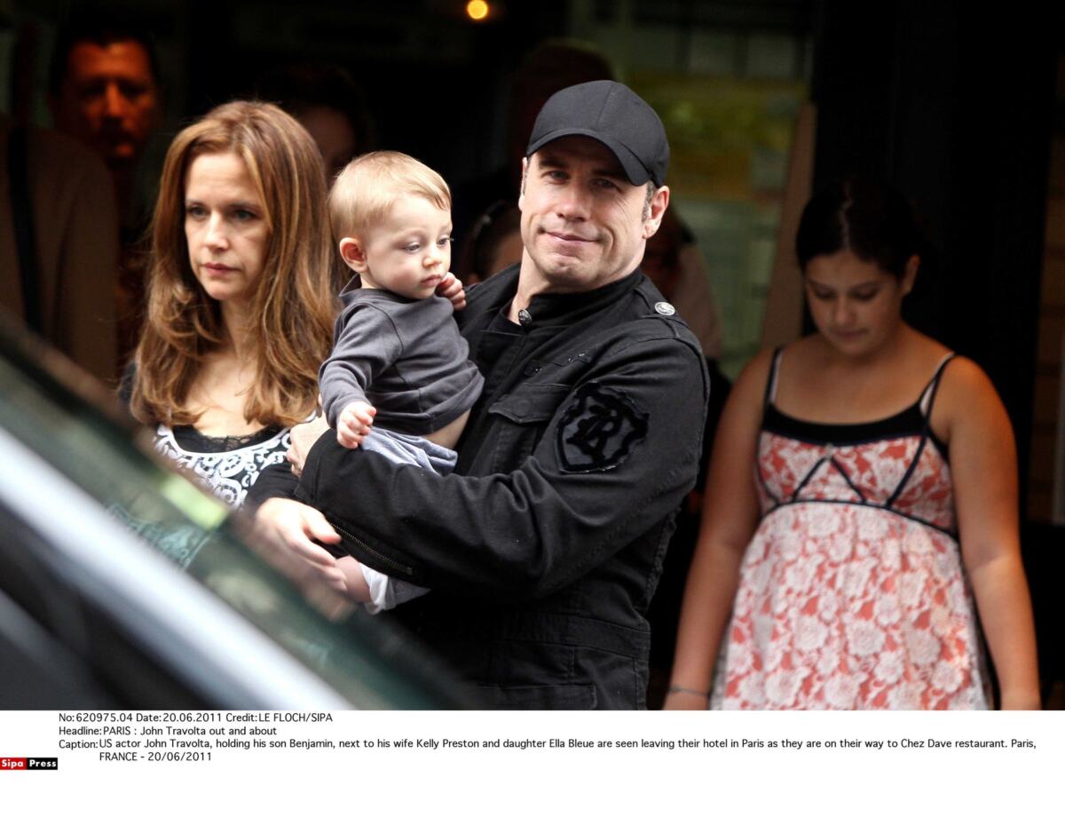 Ela Blu Travolta, Džon Travolta, Keli Preston