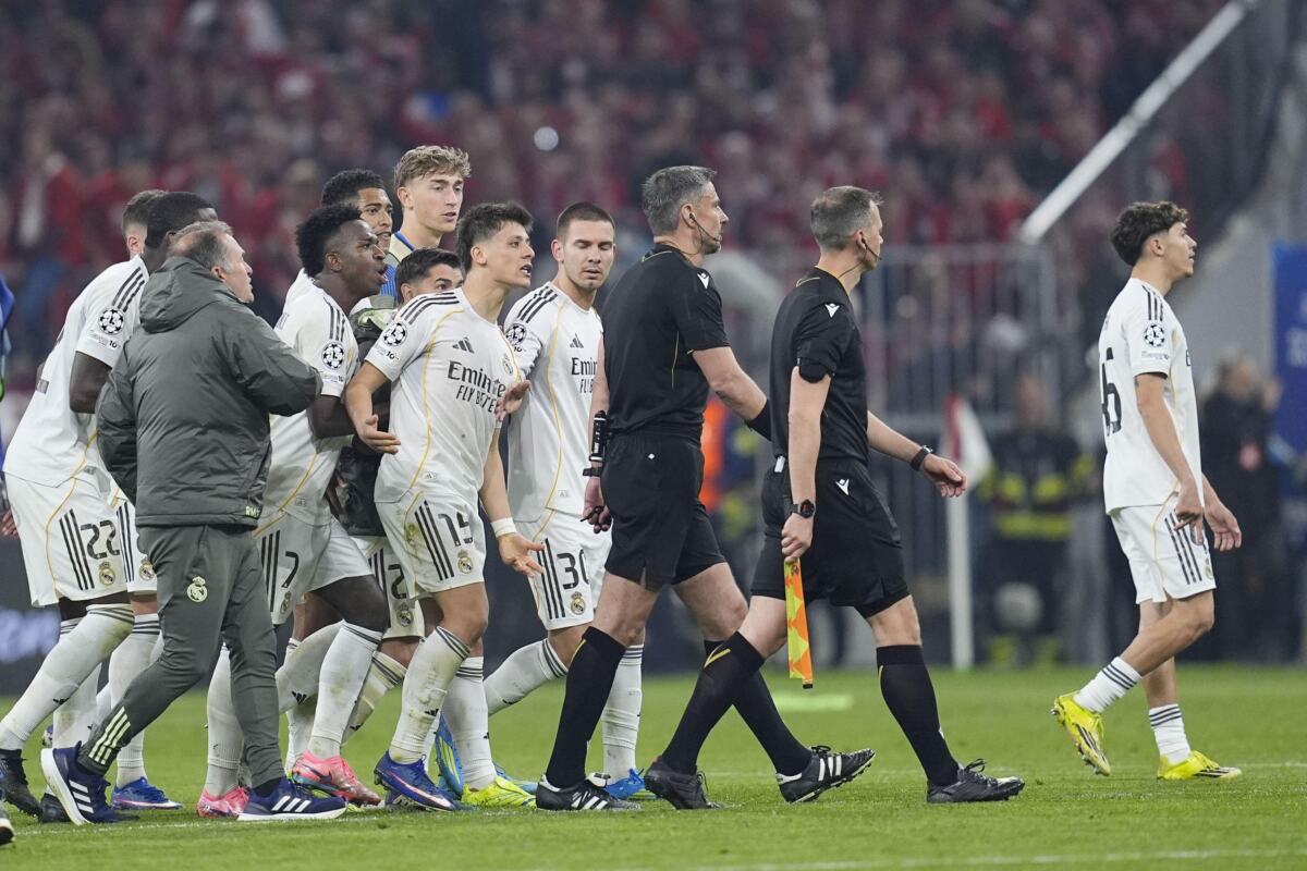 Fudbaleri Reala kidišu na Slavka Vinčića