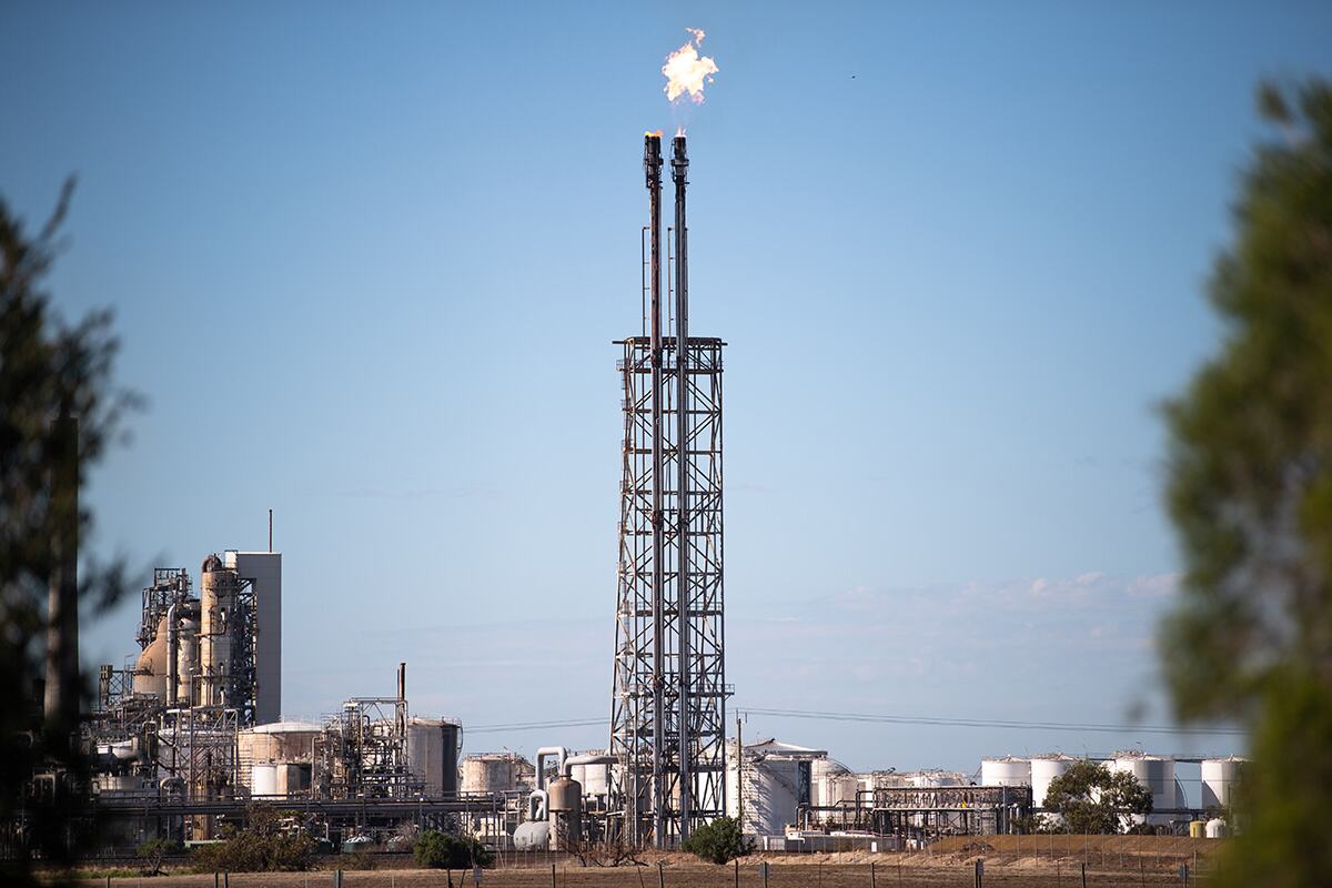 Viva Energy Australia požar rafinerija (6).jpg