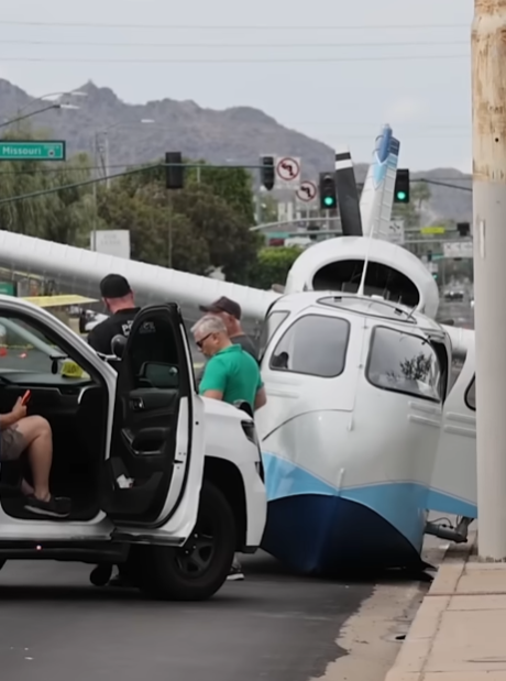 Finiks amfibijski hidroavion Republic RC-3 Seabee  (1).png