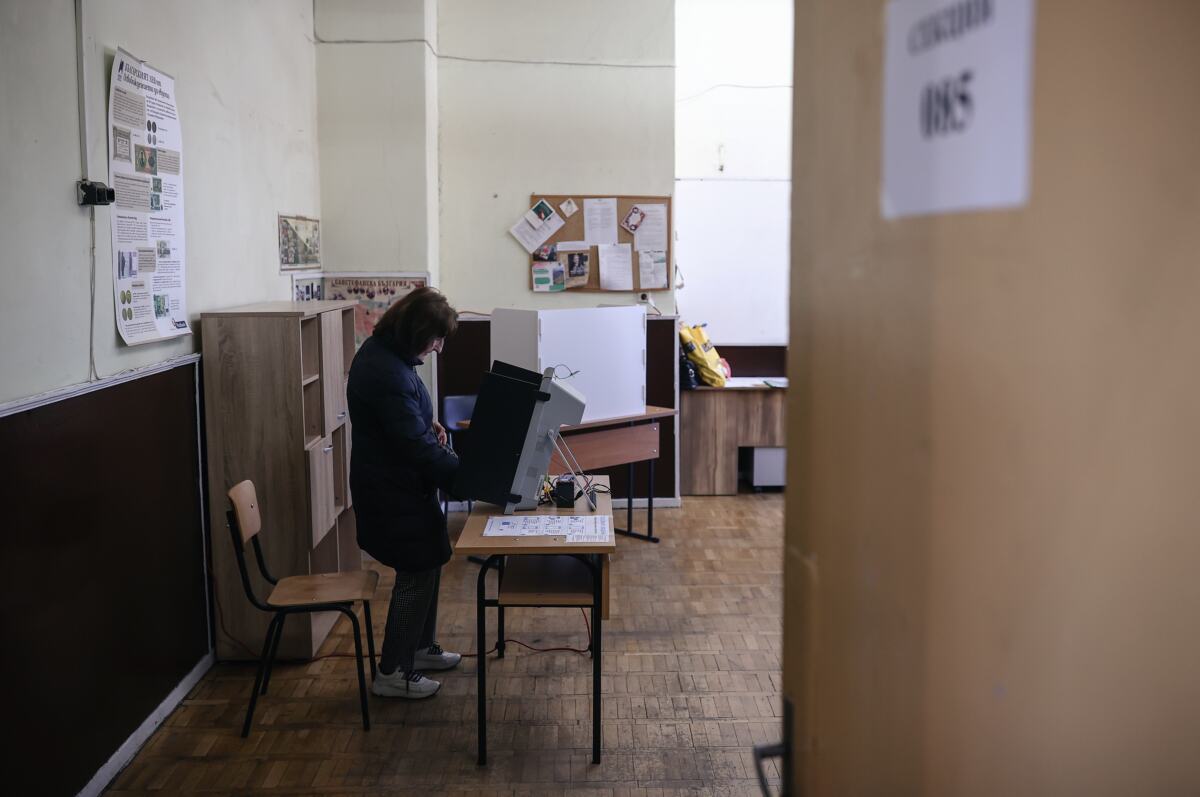 x01 EPA Borislav Troshev.jpg