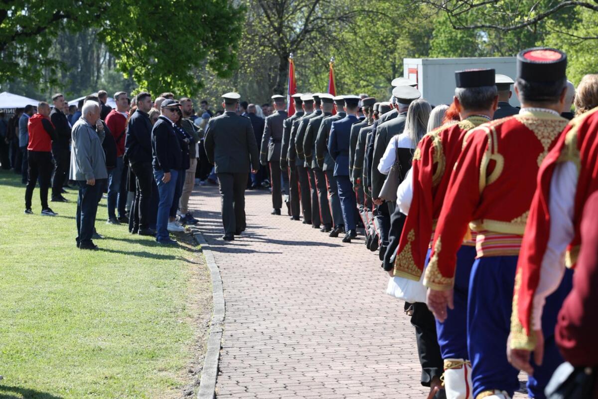 WhatsApp Image 2026-04-19 at 10.30.16 (1).jpeg