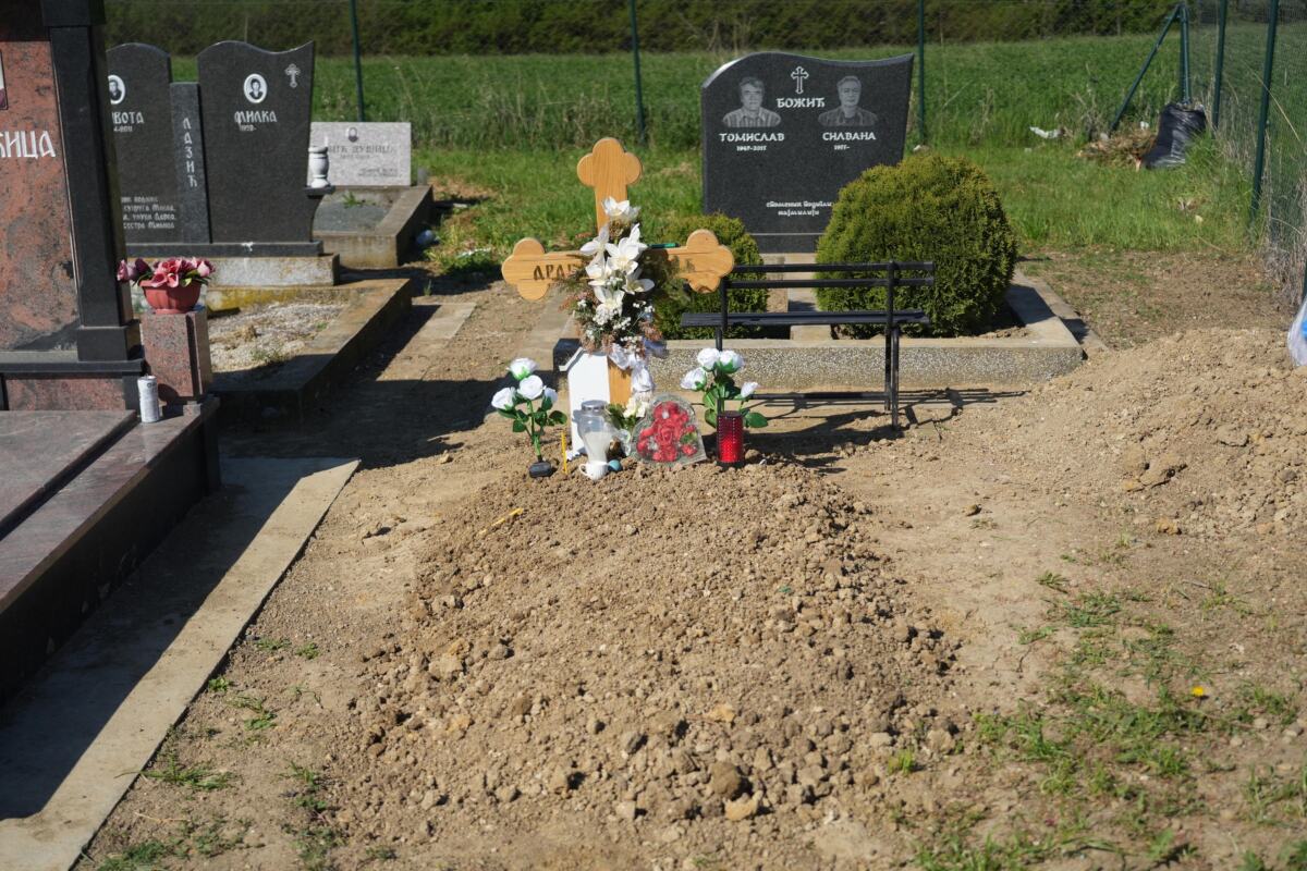 lazici_bresatac_19042026_0004 copy.jpg