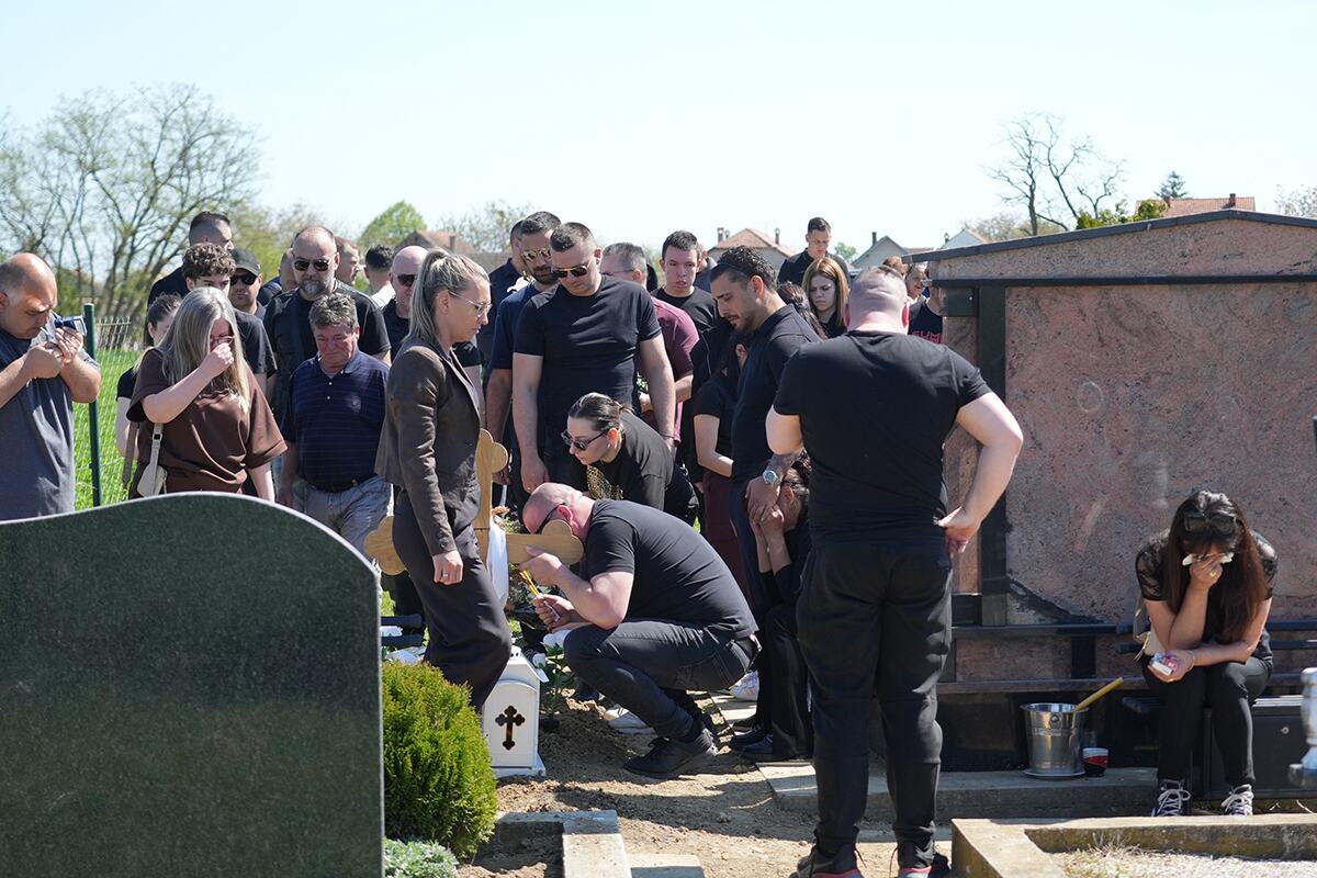 Darko Lazić Dragan Lazić pomen (3).JPG