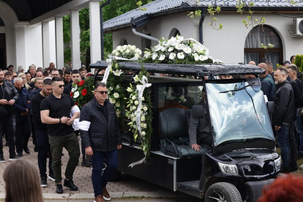 WhatsApp Image 2026-04-20 at 15.29.21 (2).jpeg