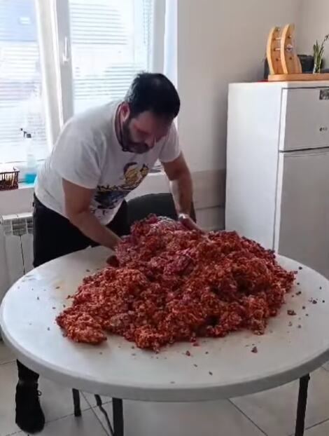 kubura pravi kobasice.PNG