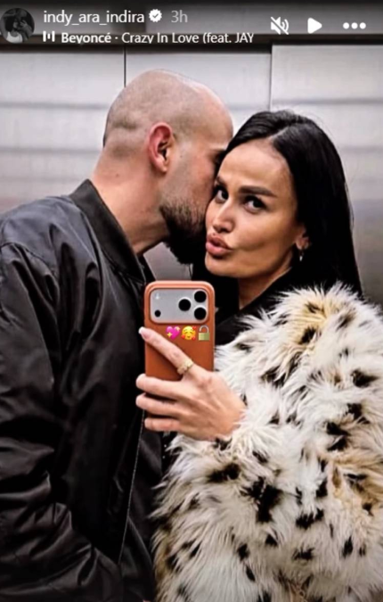 POZNATA SRPSKA PEVAČICA SE RAZVELA POSLE 5 MESECI: Dobijala nepristojne ponude, a sad našla ljubav! Javno pokazala svog novog dečka koji je ozbiljan dasa (FOTO)