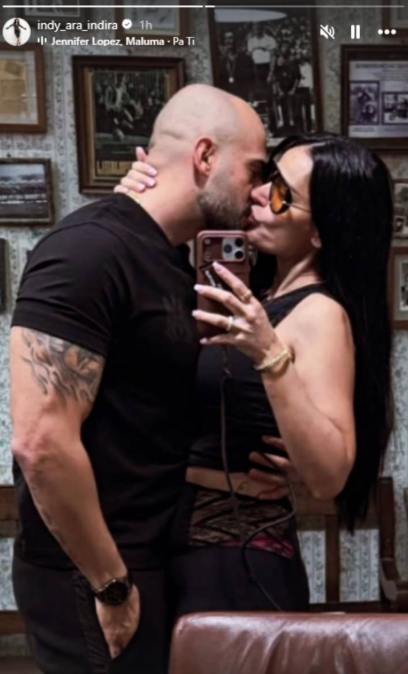 POZNATA SRPSKA PEVAČICA SE RAZVELA POSLE 5 MESECI: Dobijala nepristojne ponude, a sad našla ljubav! Javno pokazala svog novog dečka koji je ozbiljan dasa (FOTO)