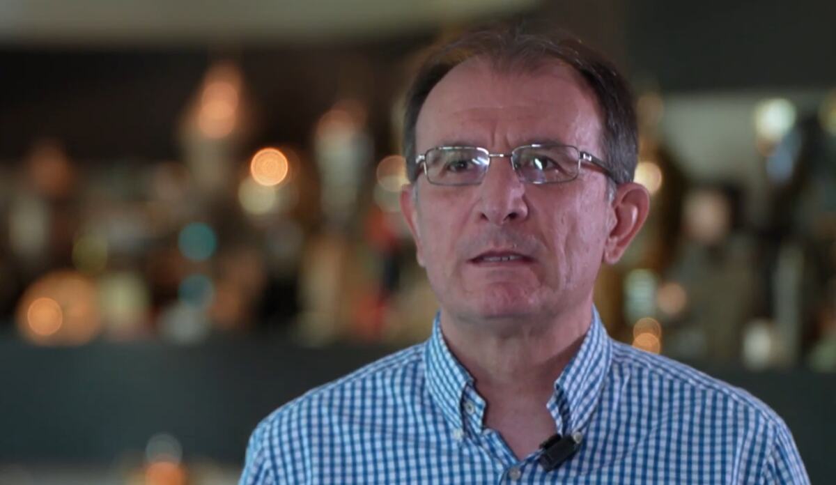 Zvonko Popović u trofejnoj sali FK Partizan