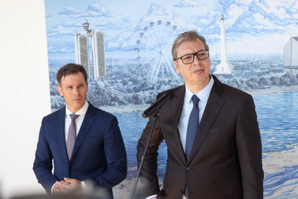 Aleksandar Vučić Kula Beograd vidikovac (9).jpeg