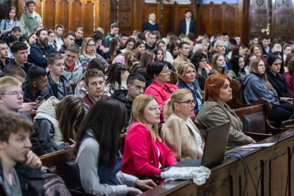 24 04 2026 expo-48.jpg