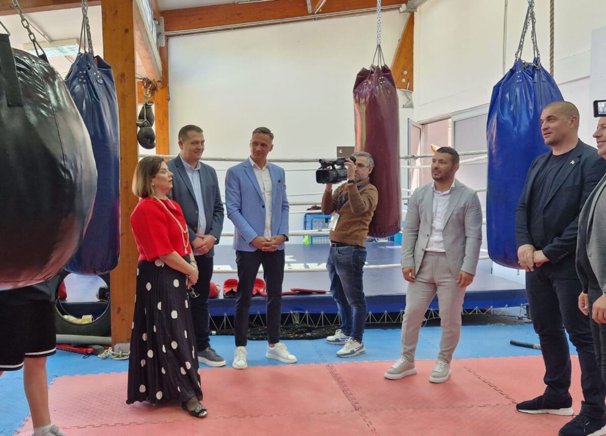 Mali sajam sporta Surdulica