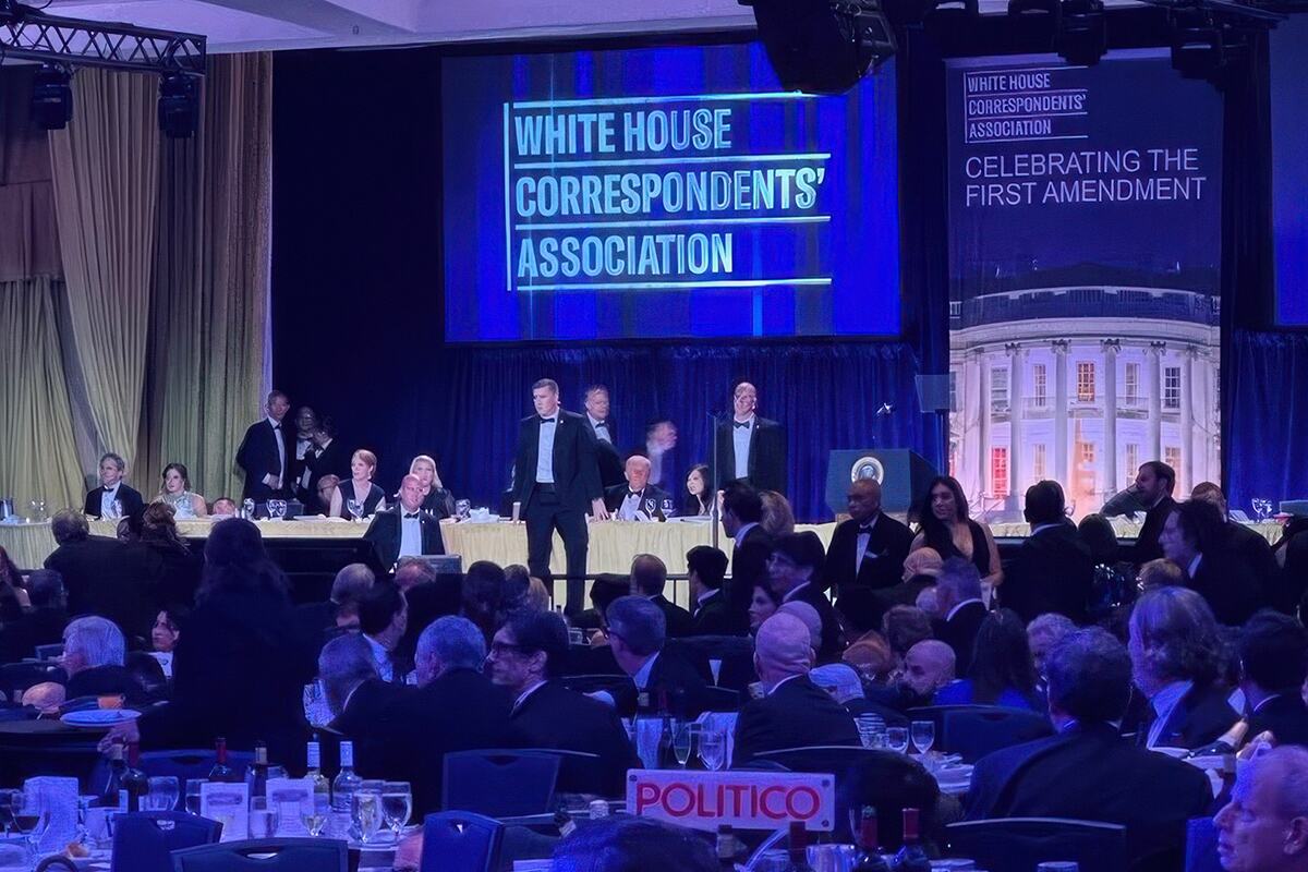 x01 AP Alex Brandon.jpg