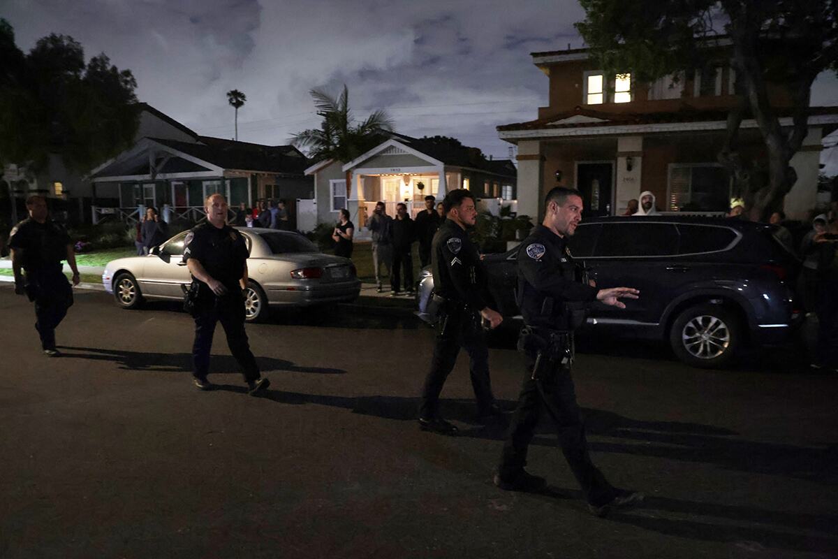 x03 AP Ethan Swope.jpg