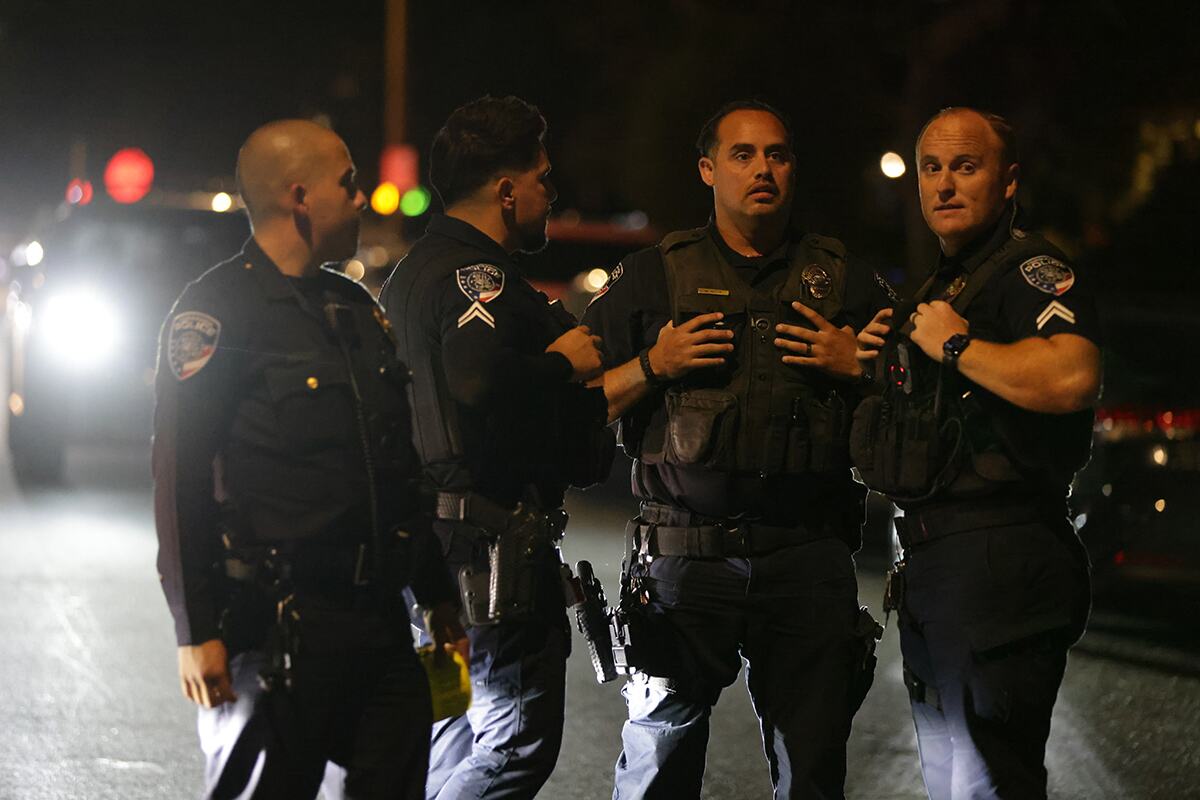 x04 AP Ethan Swope.jpg