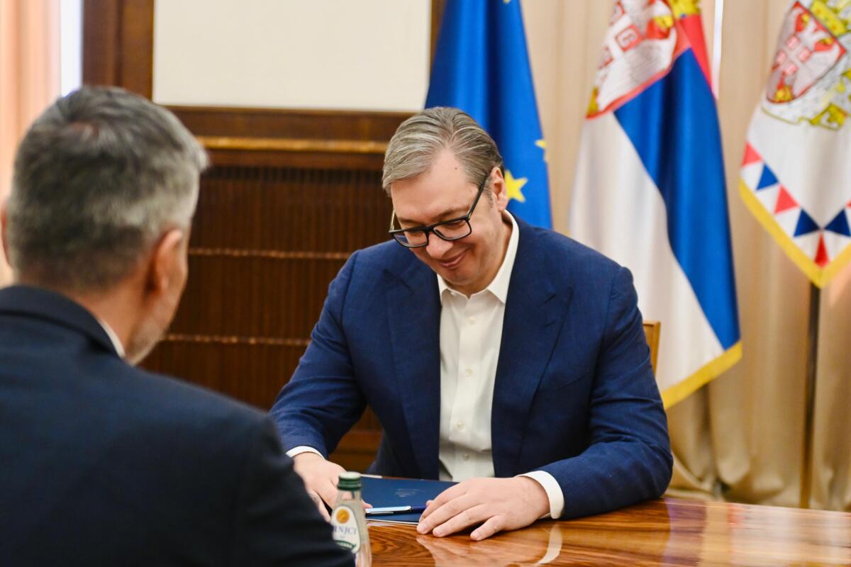 Aleksandar Vučić konsultacije (3).jpeg