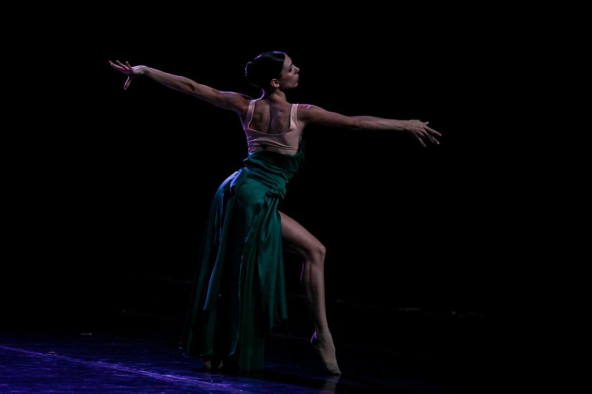 koreograf Jakopo Godani _ Igra Senki. Photo Marija Erdelji 3 kopija.JPG