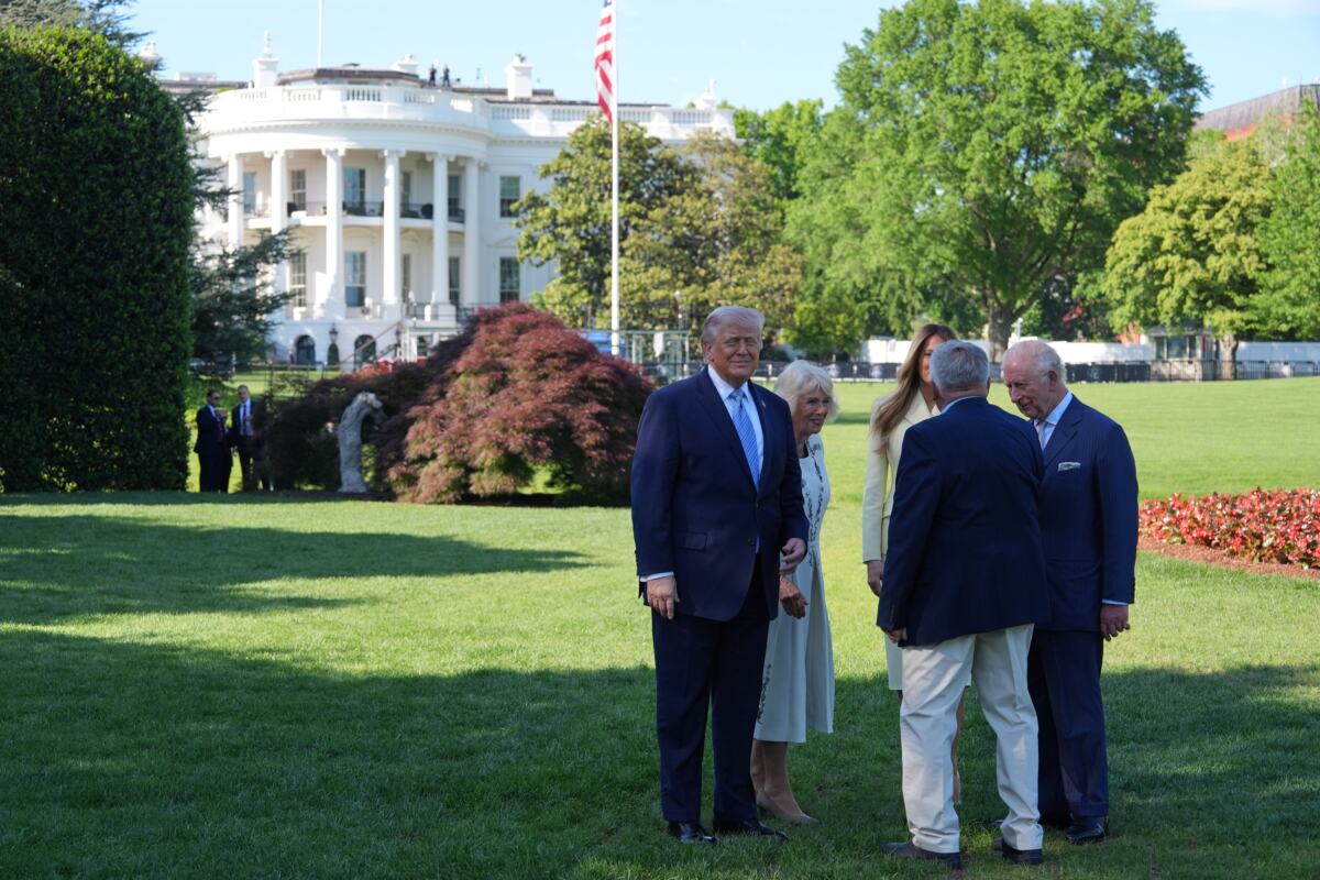 Carls07 AP Alex Brandon.jpg