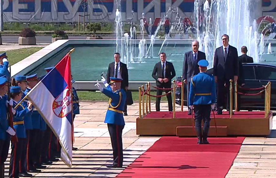 2026-04-28 10_04_02-Mina Branković messaged you - Chat — Mozilla Firefox.png