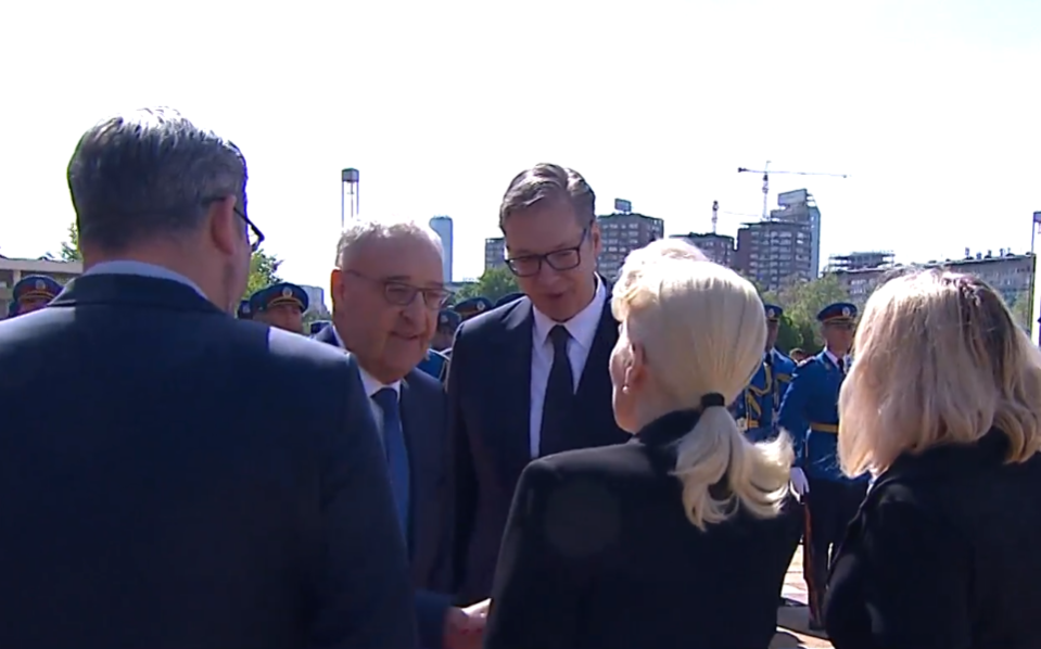 2026-04-28 10_05_32-Mina Branković messaged you - Chat — Mozilla Firefox.png