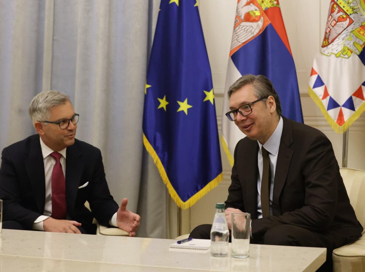 Aleksandar Vučić Magnus Bruner Sastanak (4).jpeg