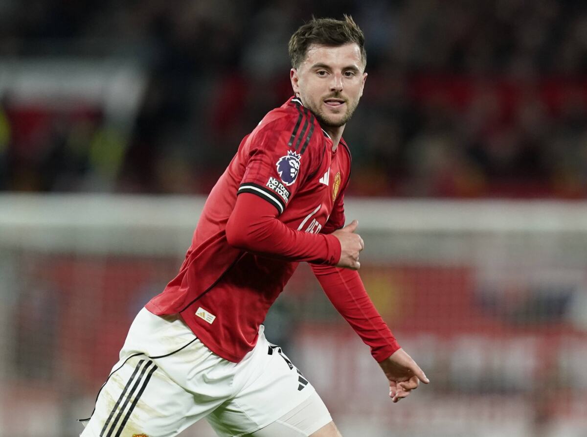 Mejson Maunt u dresu Mančester junajteda