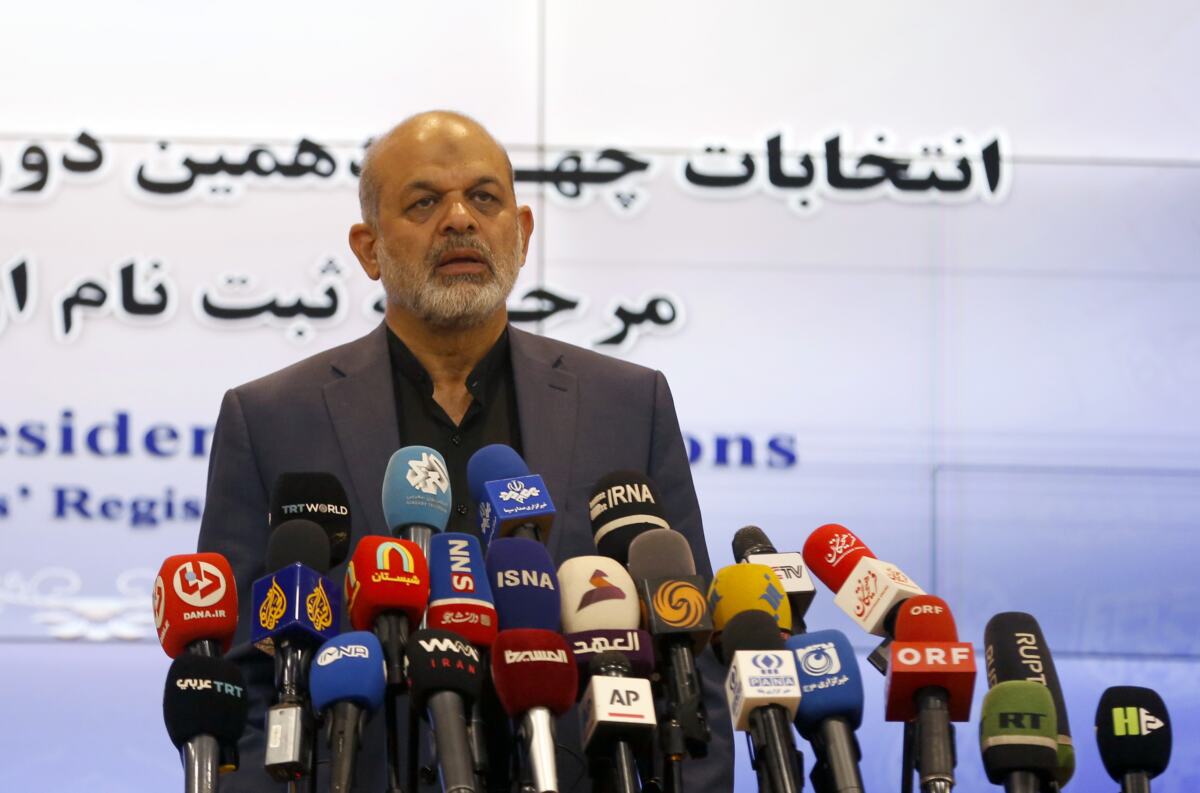 Ahmad Vahidi EPA Abedin Taherkenareh.jpg
