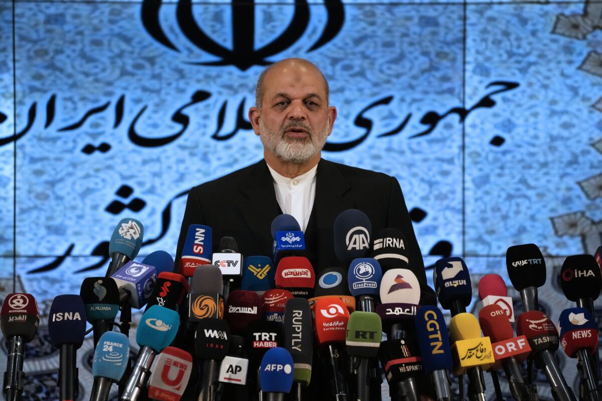 Ahmad Vahidi01 AP Vahid Salemi.jpg