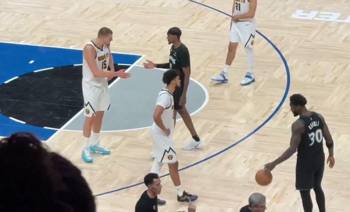 Jokić i Mekdenijels 2.jpg