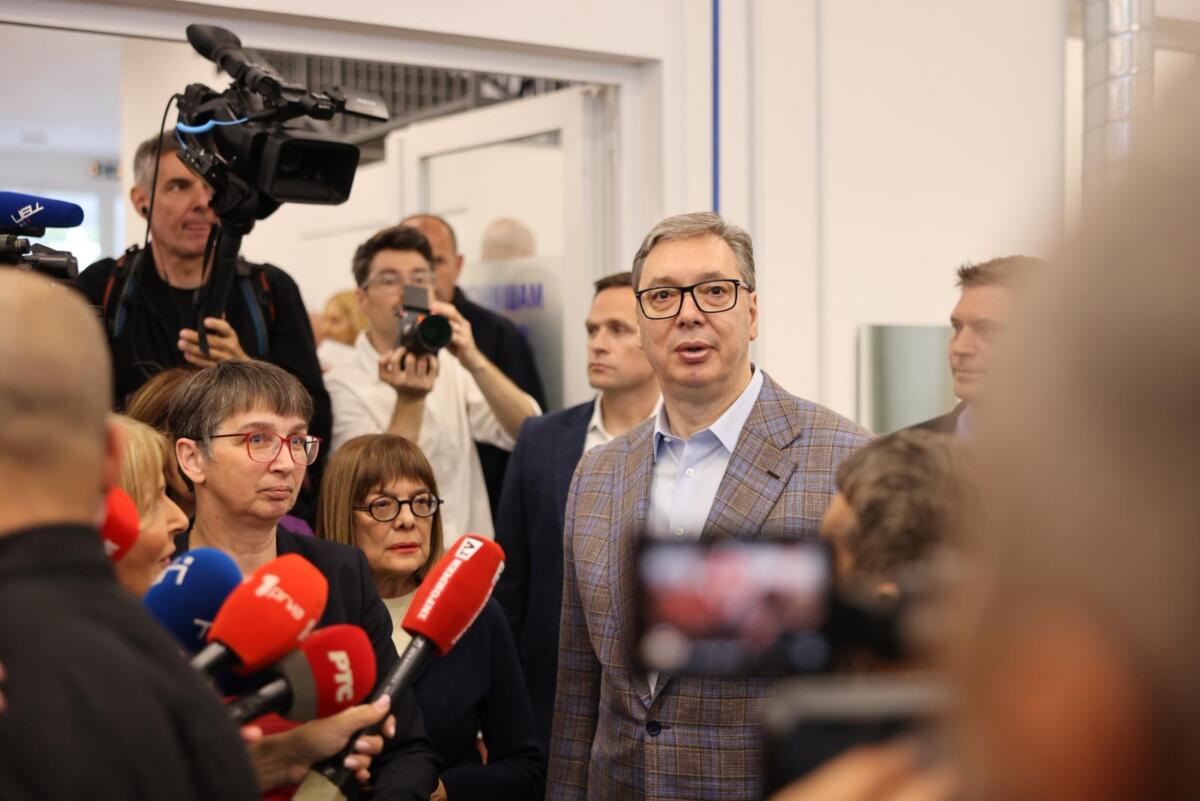 Aleksandar Vučić Pančevo  (2).jpeg