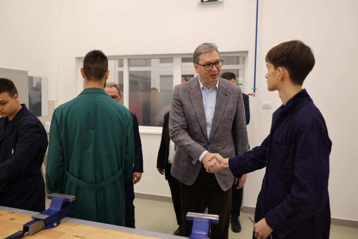 Aleksandar Vučić Pančevo  (10).jpeg
