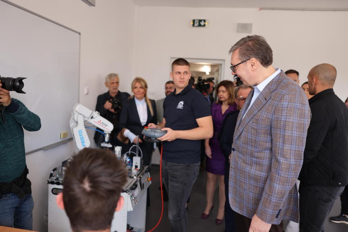 Aleksandar Vučić Pančevo  (22).jpeg