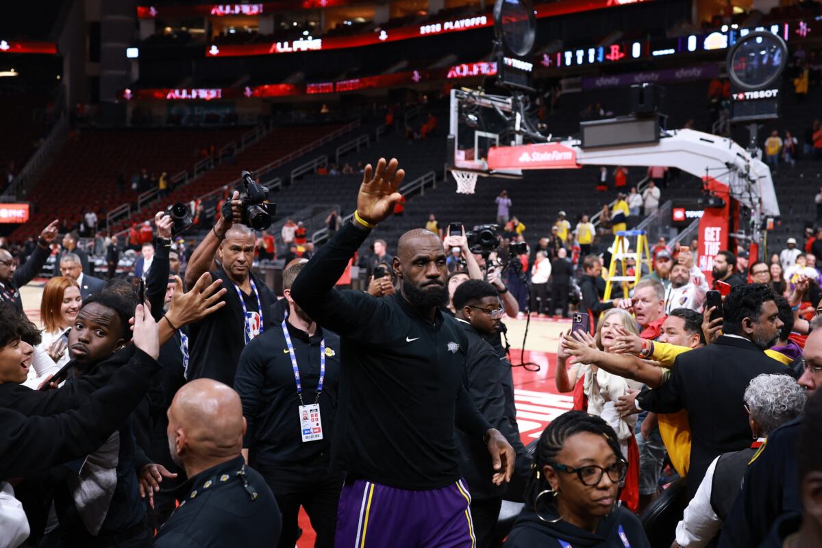Lebron Džejms