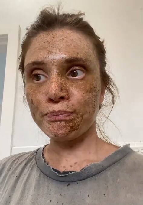 olivija hol 1.jpg