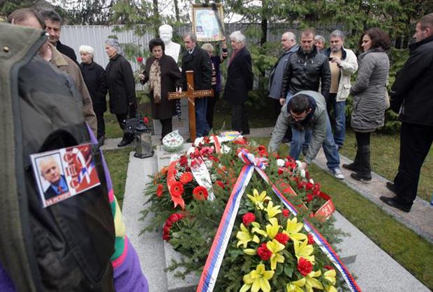 slobodan-milosevic-grob-pomen.jpg