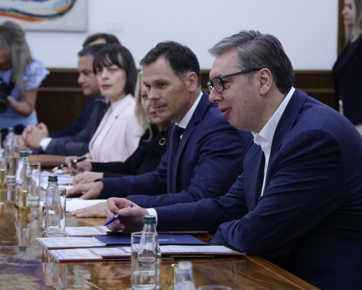 Aleksandar Vučić  Siniša Mali Jorgovanka Tabaković MMF (5).jpeg