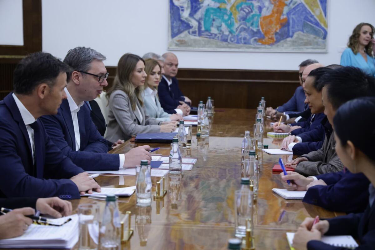 Aleksandar Vučić  Siniša Mali Jorgovanka Tabaković MMF (12).jpeg