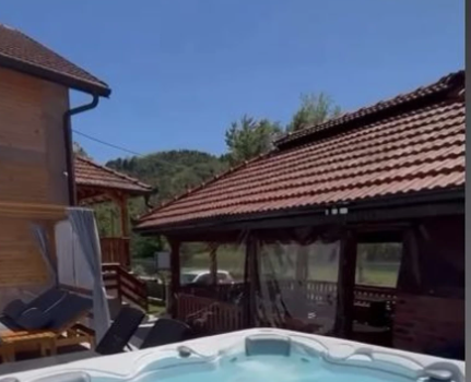 PALO POMIRENJE?! Kristina Spalević navodno trpela nasilje od Kristijana, sad se oglasila sa sasvim drugom pričom: Svi se pitaju samo jedno...