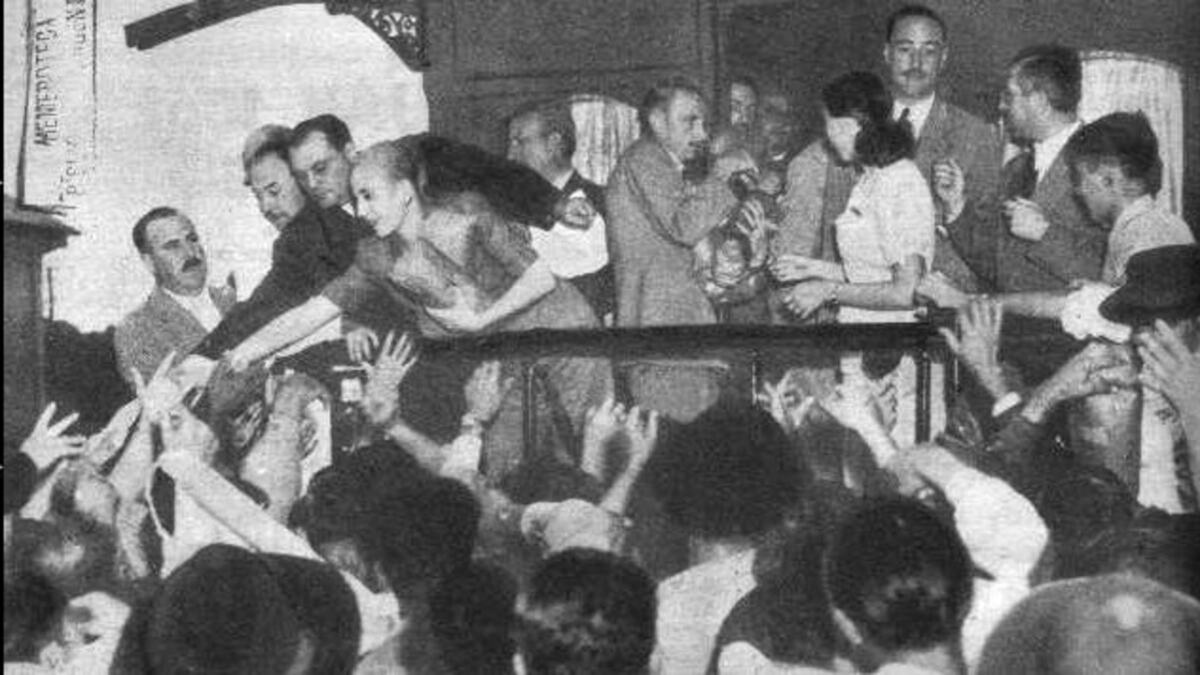 Eva Peron sa pristalicama