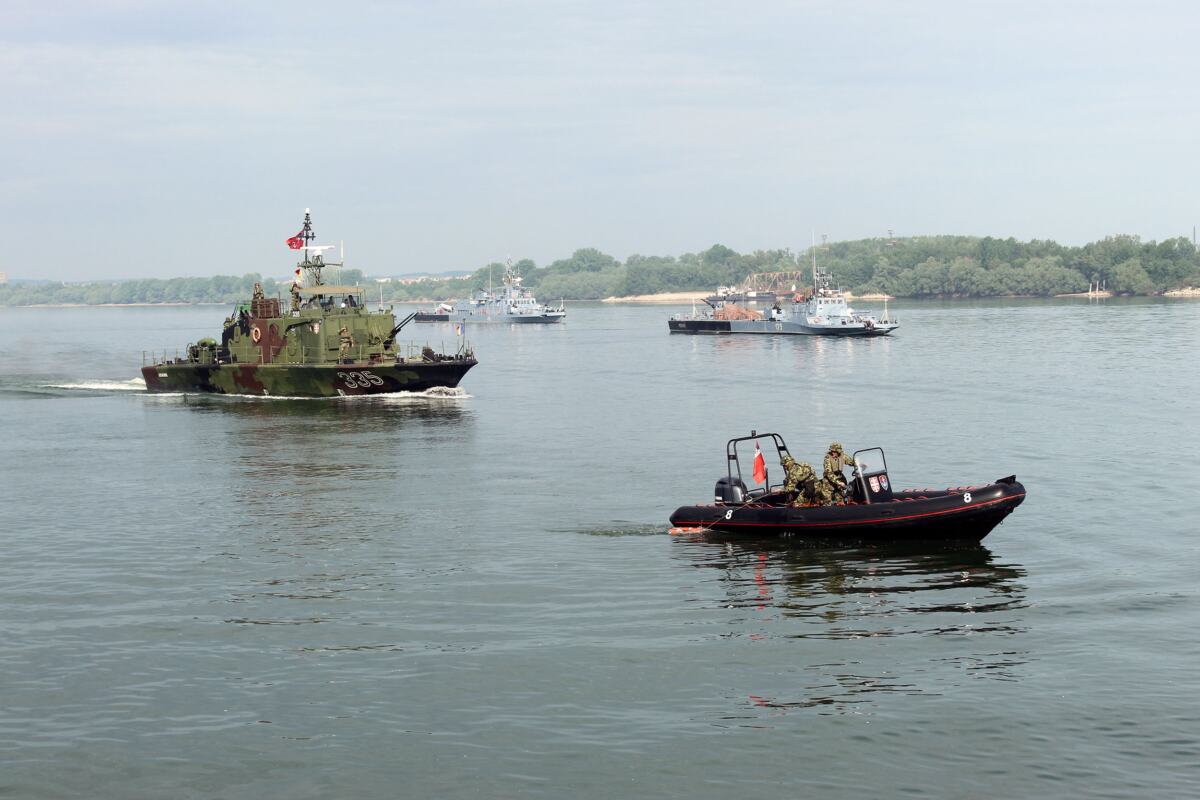 5blue_danube_exercise_17_1778244579.jpg